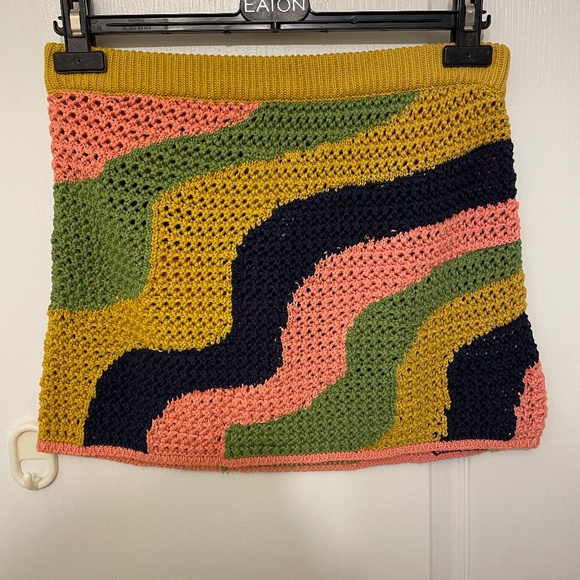 Free People Mila Crochet Mini Skirt in Forsythia Combo Medium NWT - Picture 6 of 7